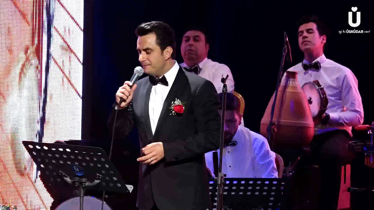 Bekir Ünlüataer - Yanlızım Mutsuzum Gurbet Elinde