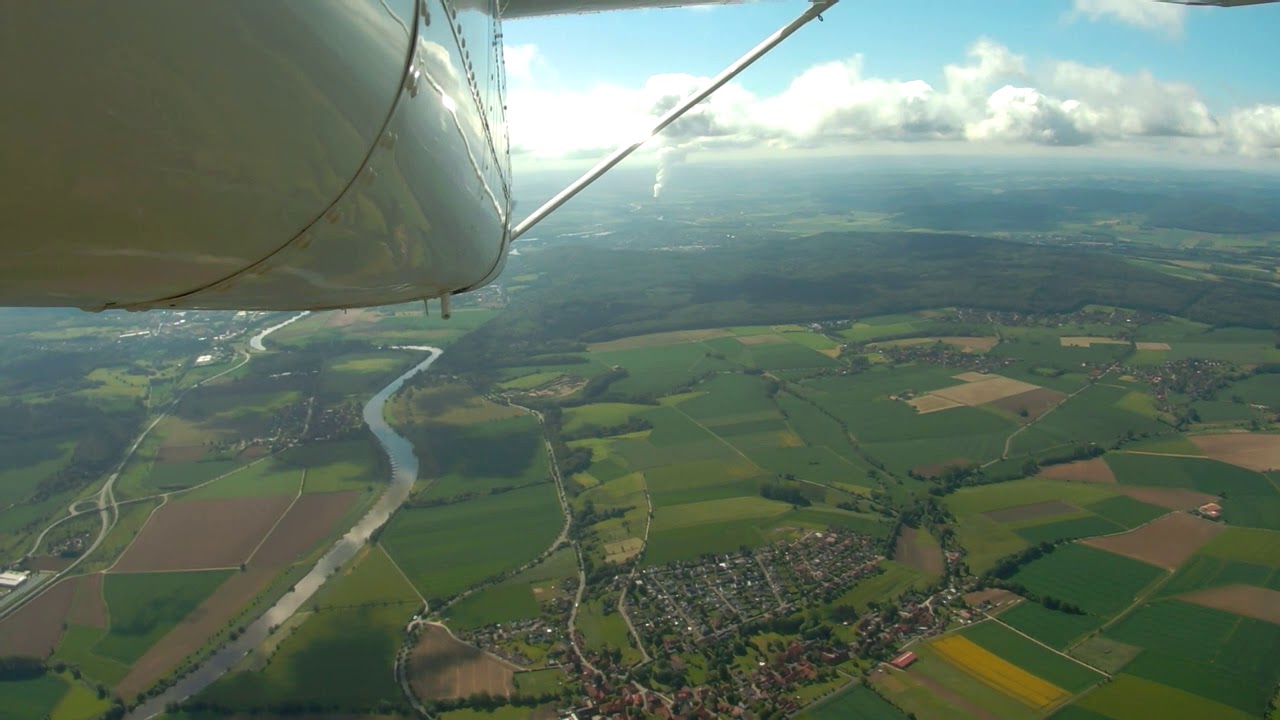 Flug Varrelbusch(EDWU) - Northeim(EDVN), Dancing with the Clouds