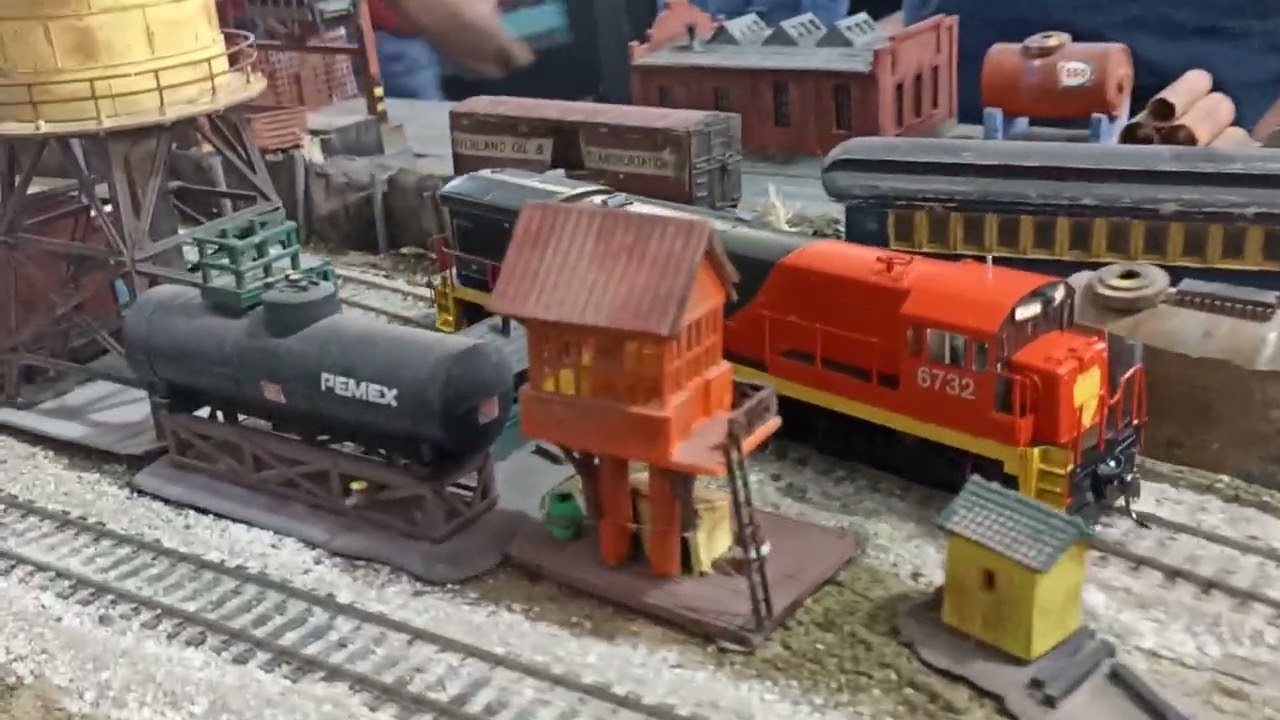 Persiguiendo a la 6732 (trenes escala HO)