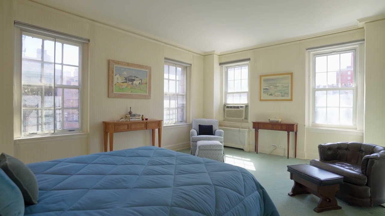 Sun Drenched Classic Prewar Seven Room Home | 136 East 79th Street, 6B in Upper East Side, Manhattan