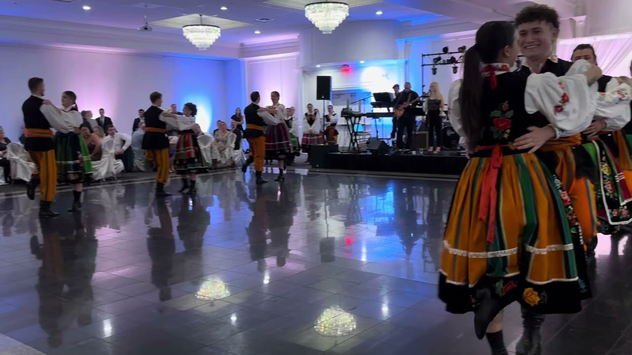 POLANIE Detroit perform at fellow dancers’ wedding