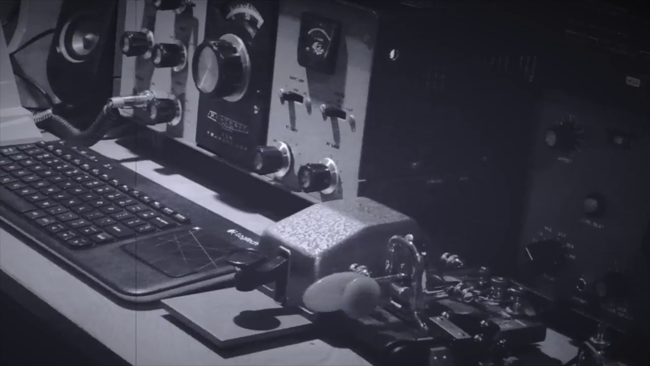 Morse Code QSO using an old Heathkit HW-101 Transceiver