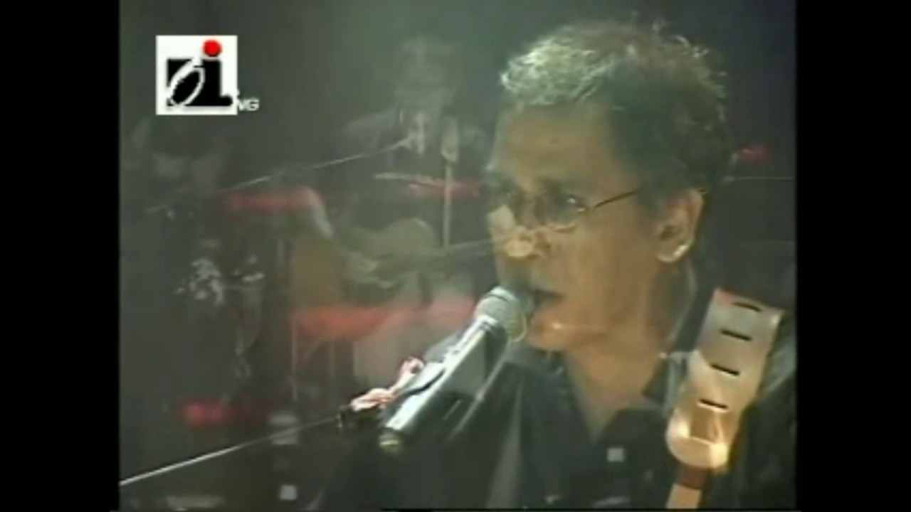 Konser iwan fals - DI Ujung Abad