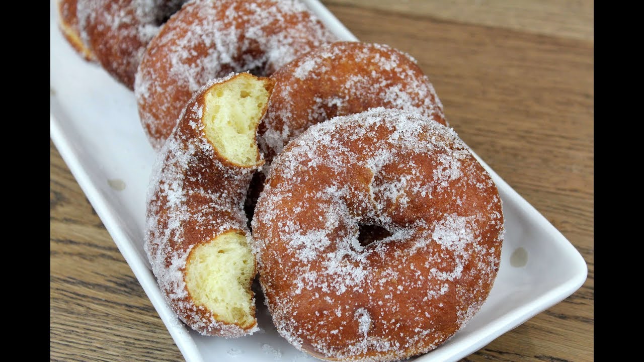 Fatti fritti _ciambelle dolci di carnevale Ricetta tipica sarda