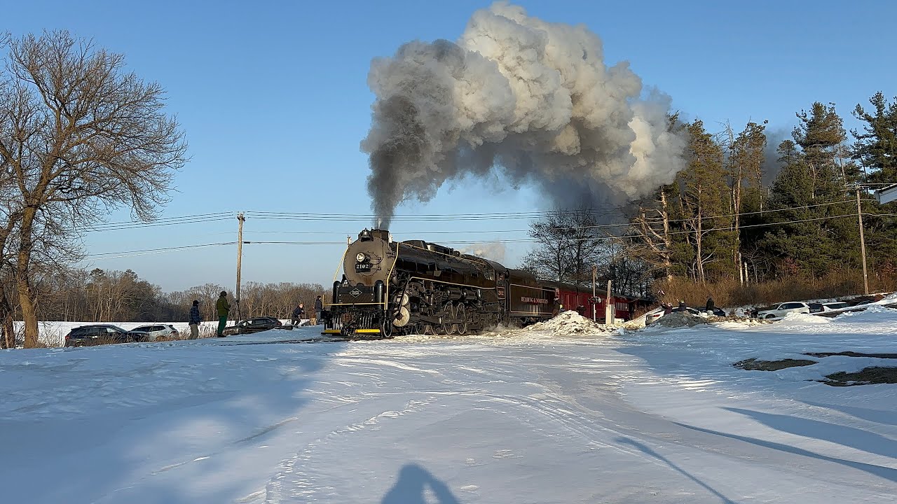 Reading & Northern T-1 2102 Steam Train Crests Hometown Hill (2/14/26)
