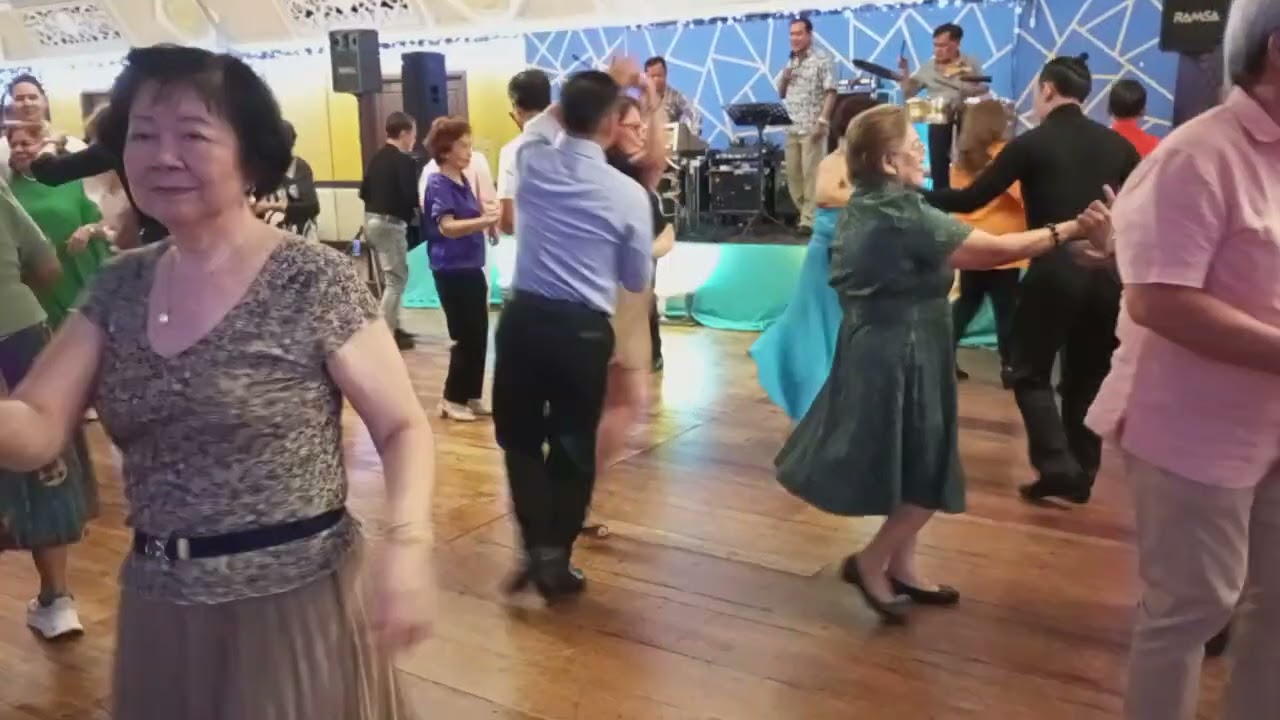 Boogie2atClubFilipino@Youngatheartdancingmoms 