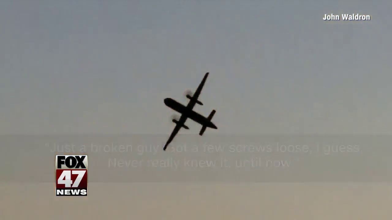 Airline employee steals plane, crashes and dies
