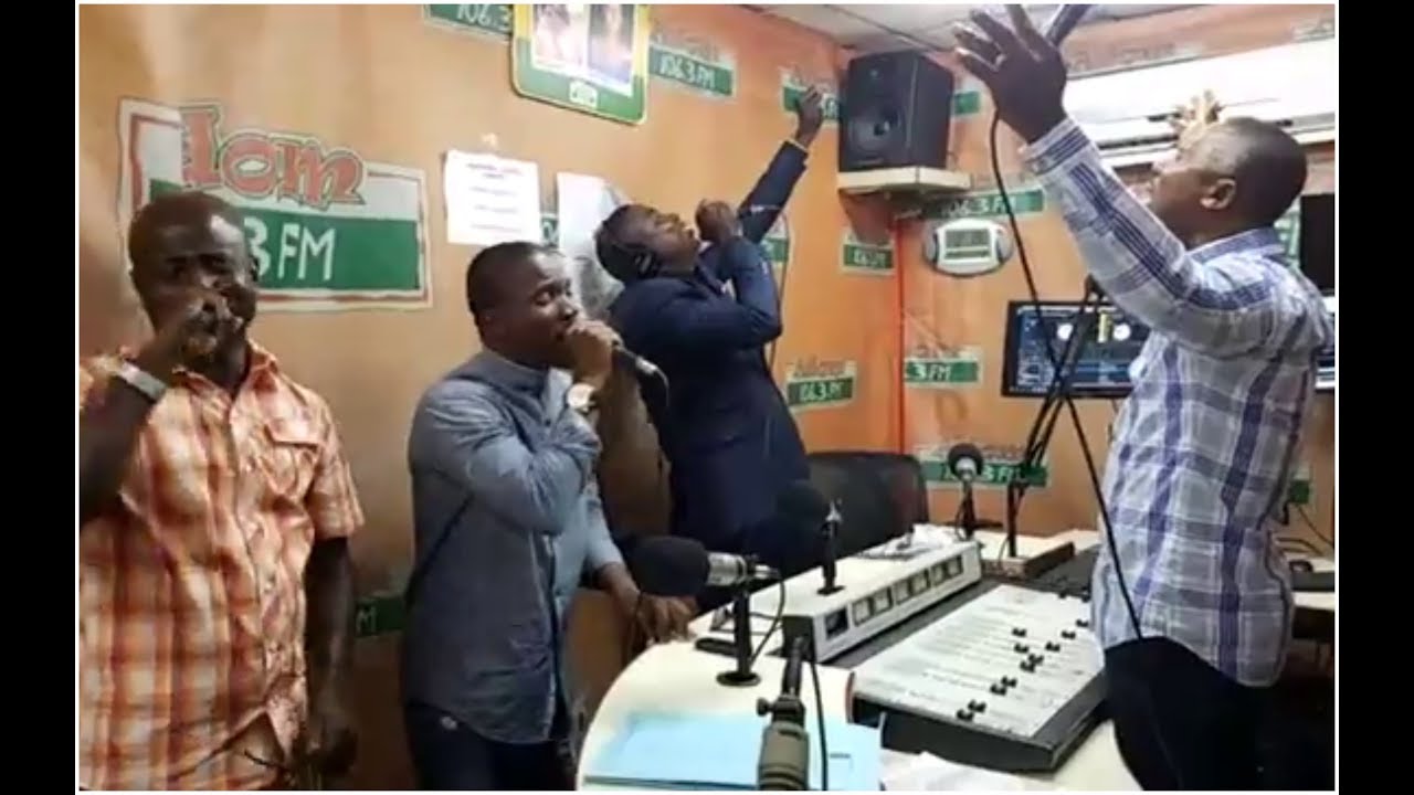 A Moment Like This... Watch Jack Alolome, Francis Amo & Kwamena Idan Amazing Live Worship.