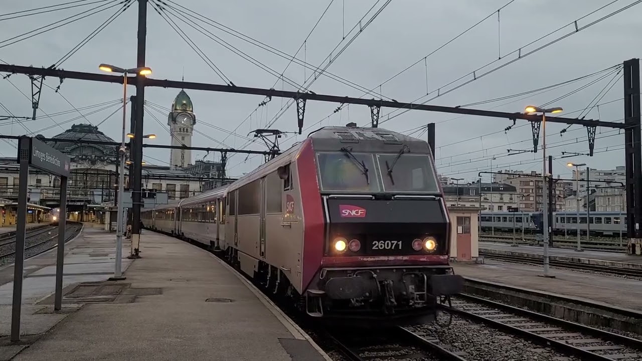 l'intercit&eacute;s en gare de limoges en partance pour Paris
