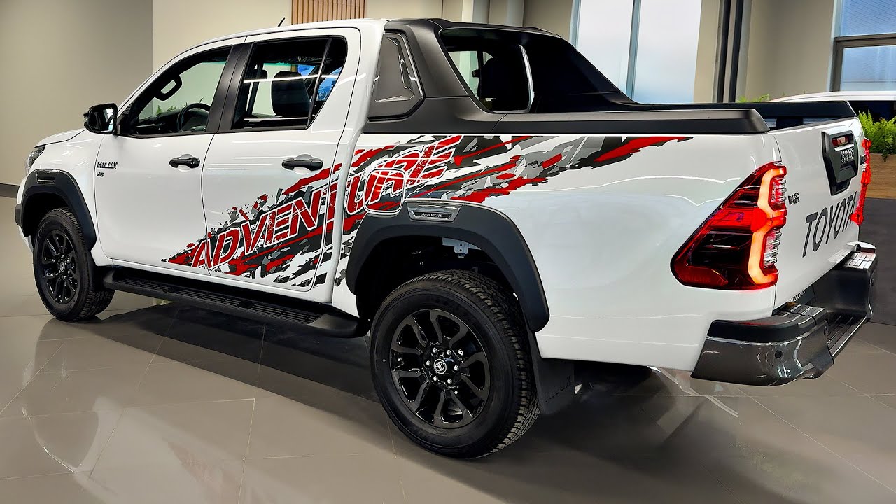 2025 Toyota Hilux Adventure V6 - Детали экстерьера и интерьера