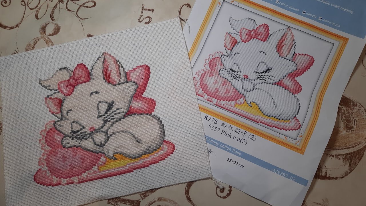 COMPLETIAMO INSIEME IL MIO CROSS STITCH DI MINOU 😻😻😻😻😻😻. #everydayedeals #crossstitch #puntocroce