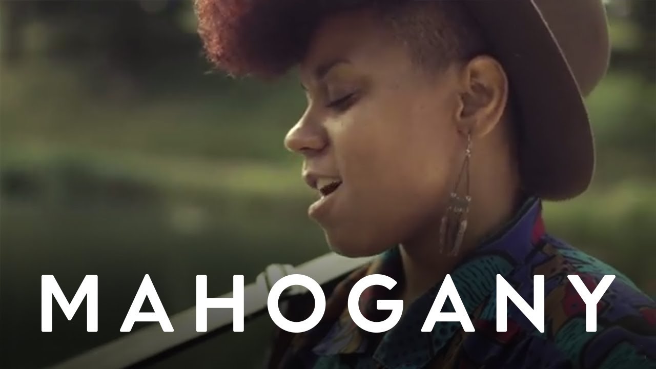 Kimberly Anne - Almost On My Feet | Mahogany Session