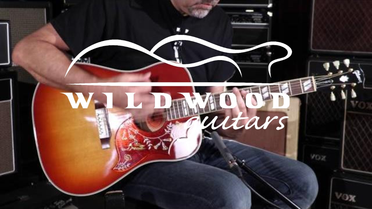 Gibson Montana Hummingbird Wildwood New Vintage  •  SN: 10485055