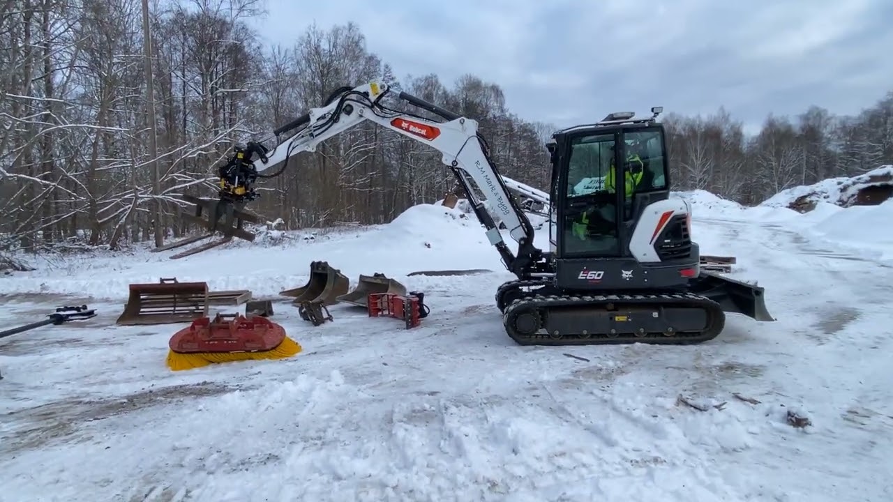 Bobcat E60 R2