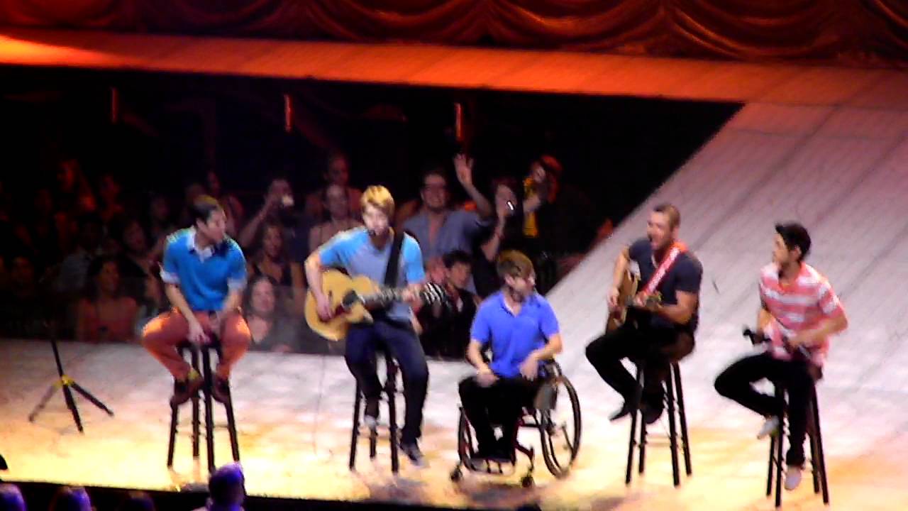 Glee Live - Single Ladies/Friday - Boston 6/7/11