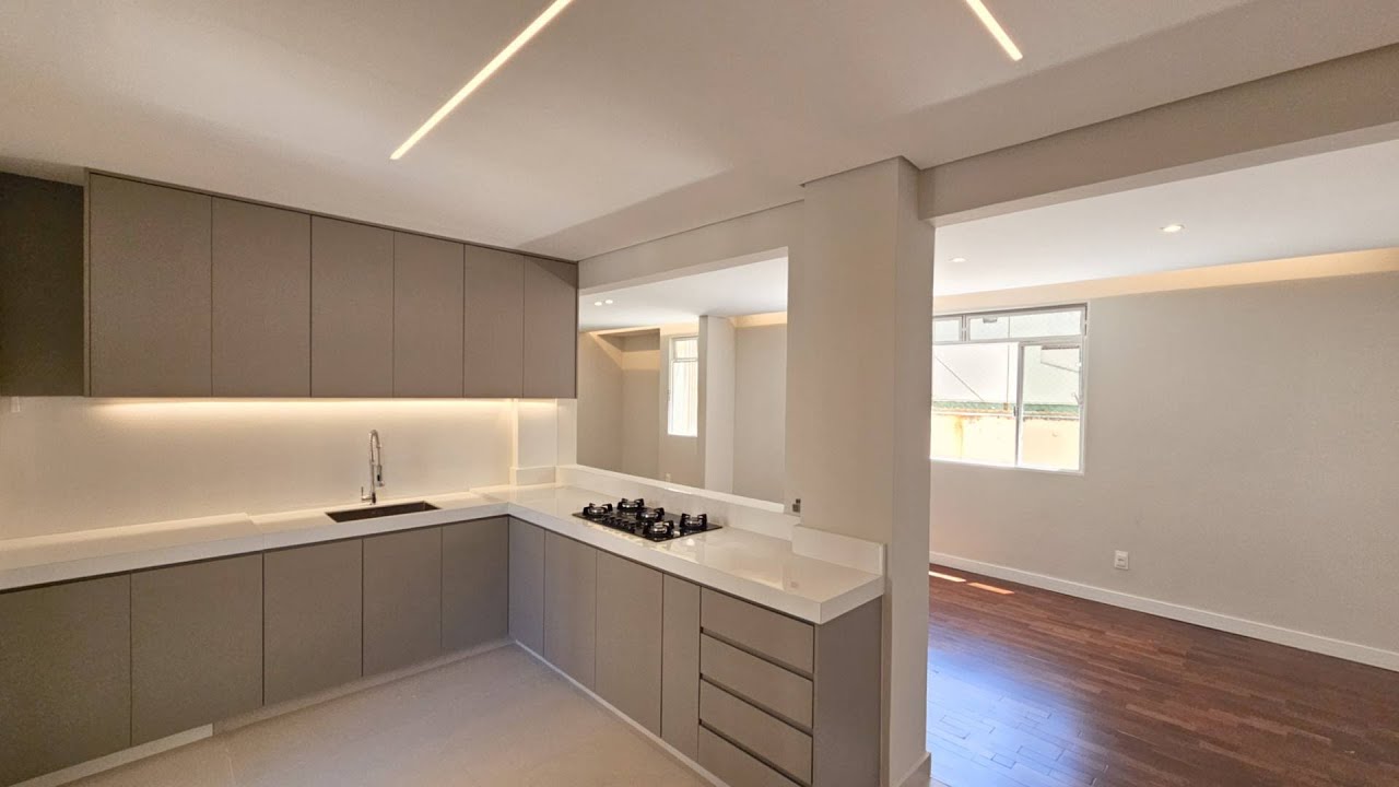 Qualidade, espaço e localização! Seu novo lar totalmente reformado no Sion! 🏡✨