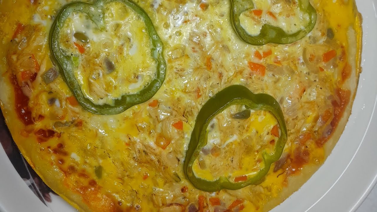 Pakistani bakry style pizza @HomeBite_Studio 