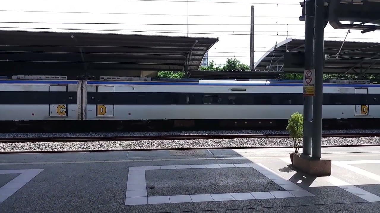 KTM ETS Class 93 [ETS 208] Arriving and Departing Sungai Buloh