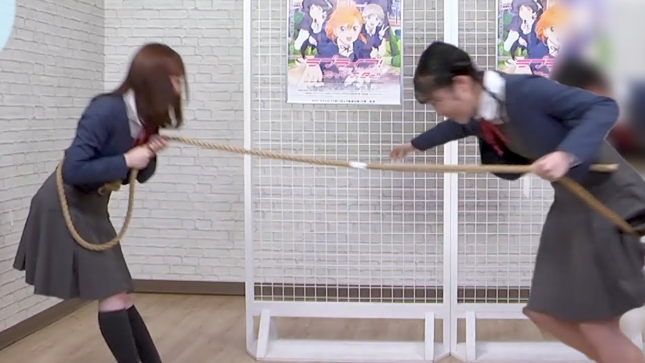 Sayurin and Nako-tan play tug of war