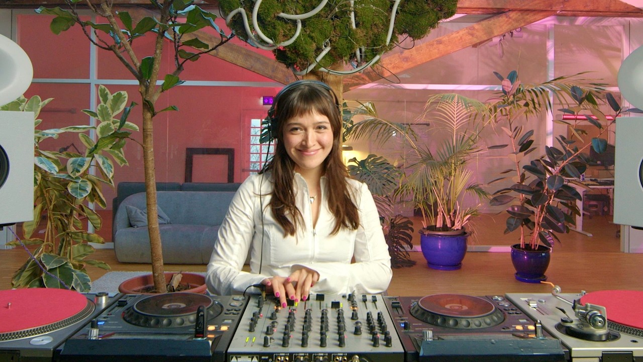María Latina | themuddshow