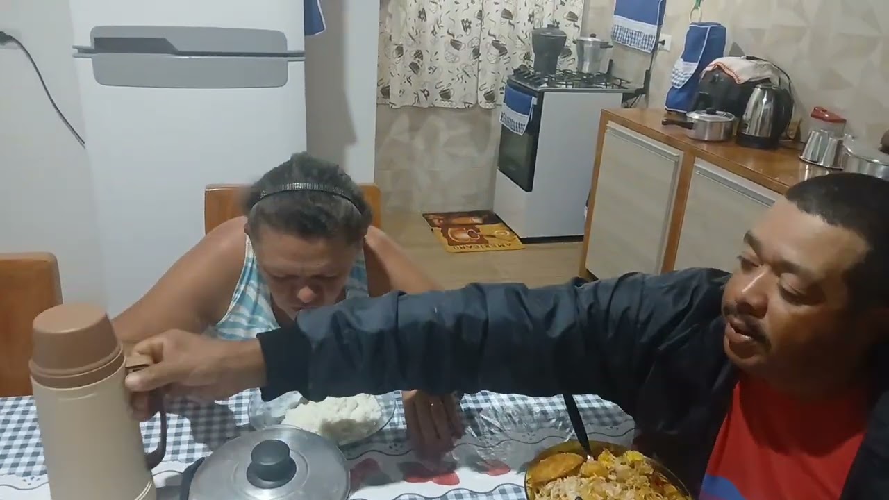 Almoço, janta 😎e mais um dia de Serviço hraças a Deus