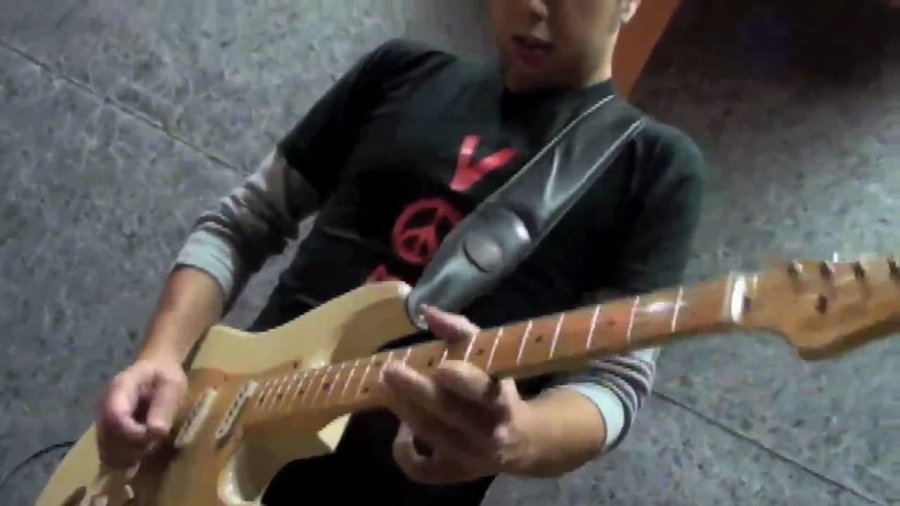 Osvaldo di Dio's Guitar Hurricane 