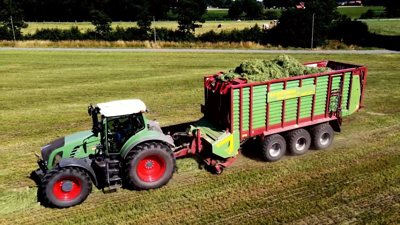 Fendt 930 mit Strautmann Tera Vitesse 4601 D0 | Tridem Ladewagen