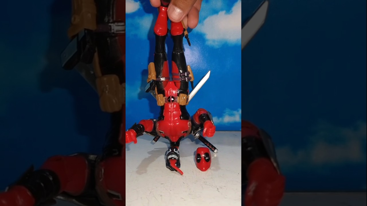 Дэдпул и Веном решают поменяться головами #дэдпул #веном #marveltoys #супергерой