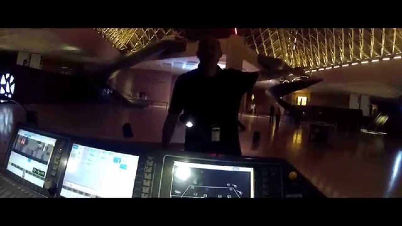 POV : Lighting-Technician at the Louvre