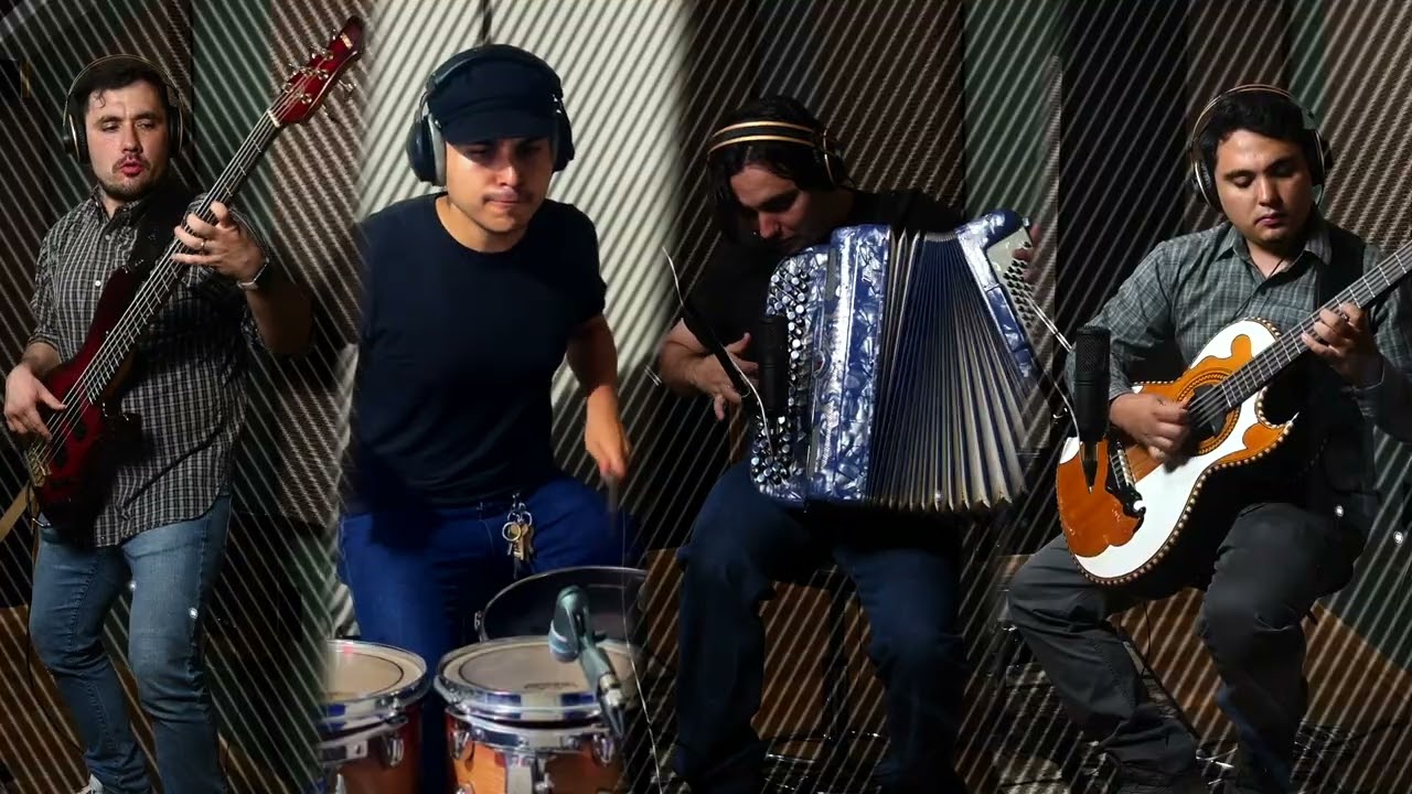 La Flor - Samoyedo / Santiago Piza/ Alexis Pelayo