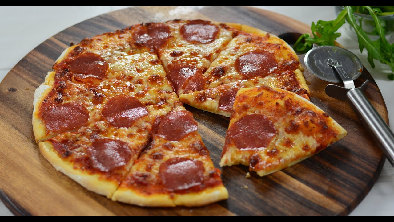 🍕 RETETA RAPIDA DE PIZZA FARA GLUTEN | Taby's Welt