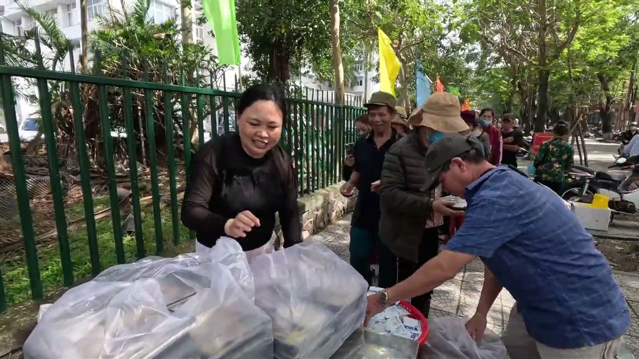 A/C LAM VIVIVAN từ Hoa Kỳ gửi 500 usd , Trân Trân xin phép mời cơm B/N BV Huế |Trân Trân Huế thương