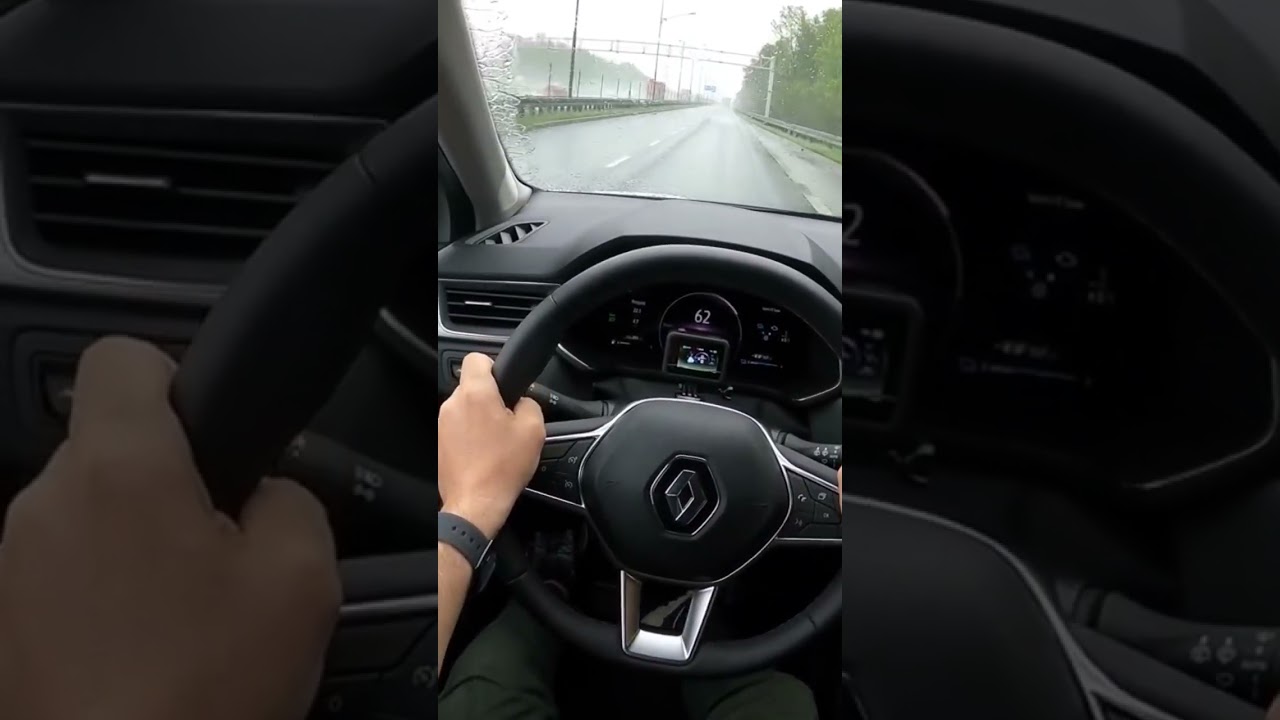 Renault Captur II 1.6 E-TECH 160 HP Acceleration