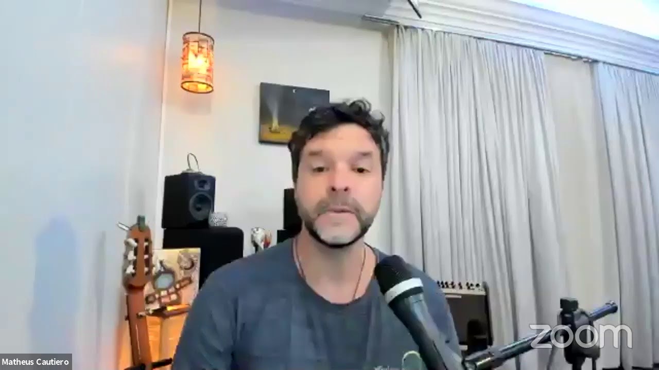 A voz do crítico inflexível