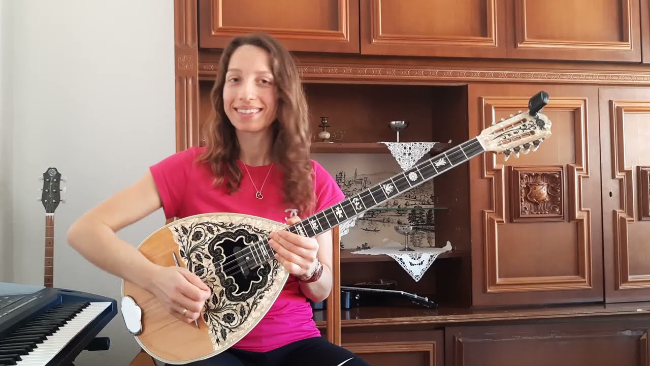 Αϊβαλιώτικο του Γιώργου Μητσάκη - Konstantina bouzouki lessons