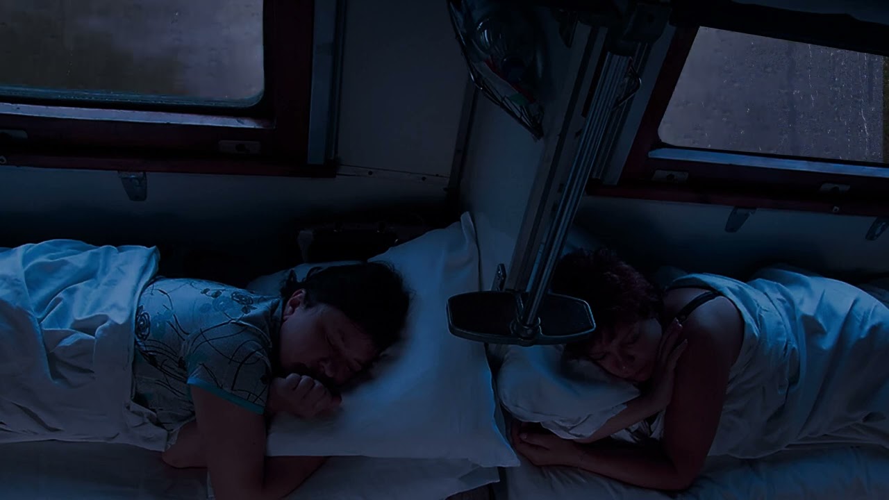 Overnight on Sleeper Train with Soothing Rain On Window Glass Sound