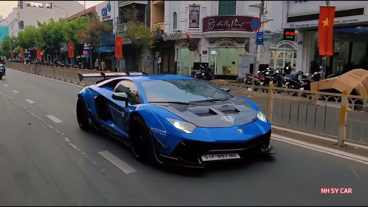 Siêu xe Lamborghini Liberty Walk xuống phố gây náo loạn thánh địa siêu xe Sài Gòn #lamborghini