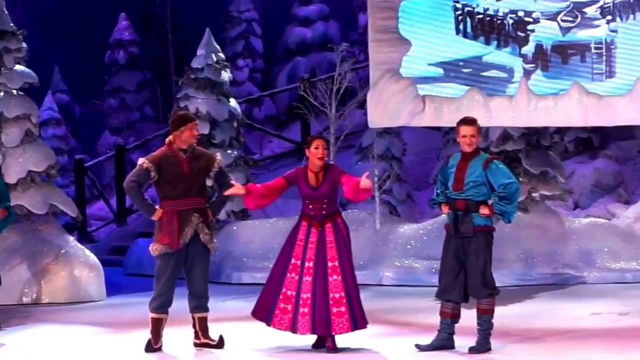 FROZEN SING ALONG - SUMMER FUN 2016 - DISNEYLAND PARIS