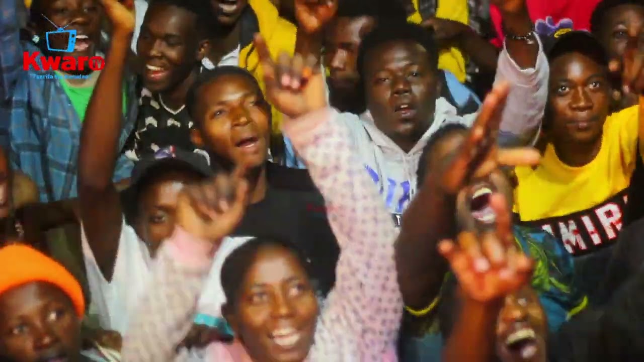 K PIZZO AWAMWAGA MACHOZI MASHABIKI WA RONGON BEACH KWA FURAHA