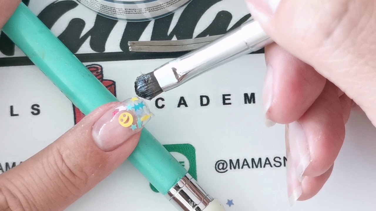 ต่อเล็บ 3 เทคนิค ในเล็บเดียว ทำได้มั้ย โพลีเจล เจล และฝังลาย