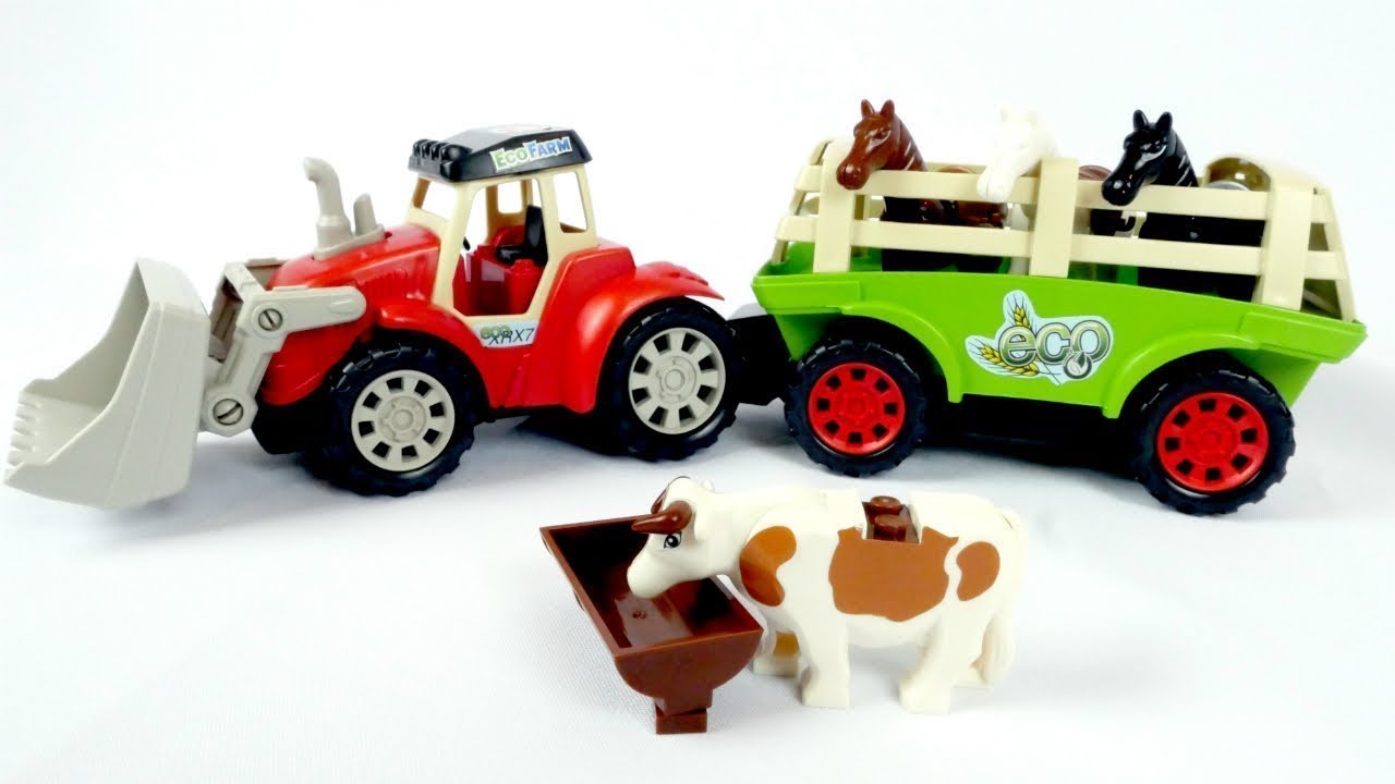 Juguetes divertidos en la granja. V&iacute;deo infantil. Coches para ni&ntilde;os.