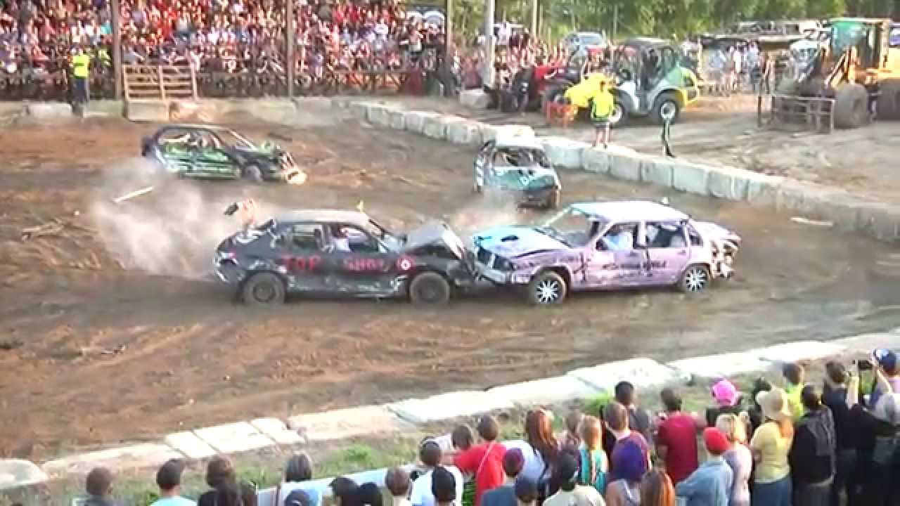 Demolition Derby - Lachute july 2014 (4 cylinders #3)