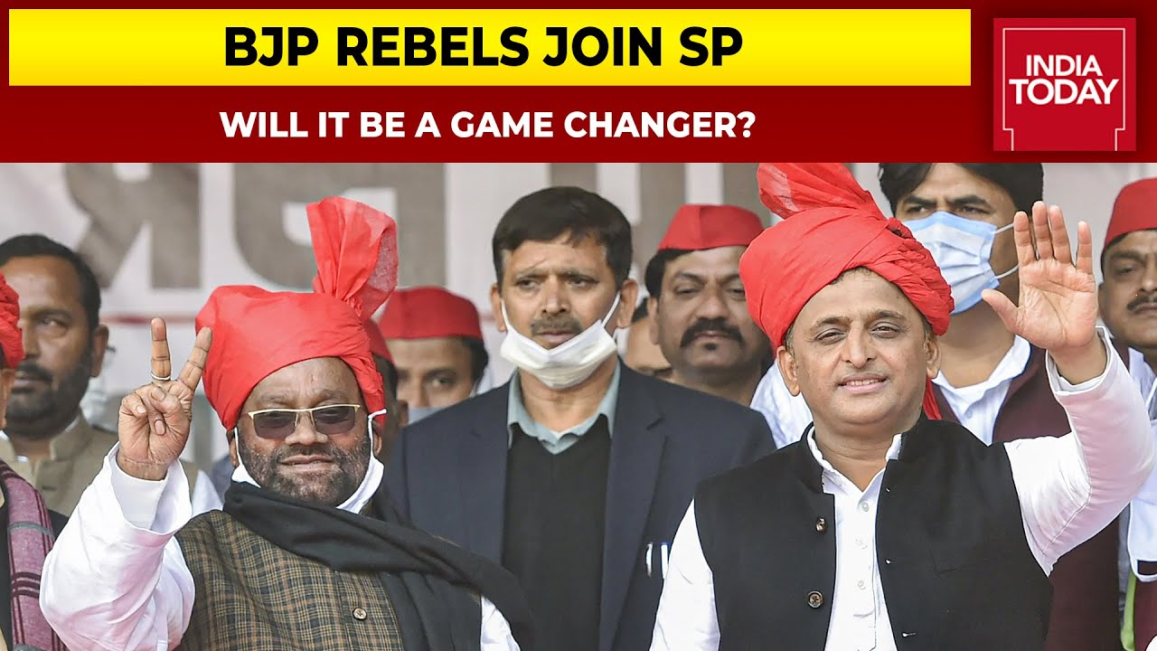 Two U.P Cabinet Ministers Shake Hands With S.P,  Will It Be A Game Changer For SP | UP Election 2022