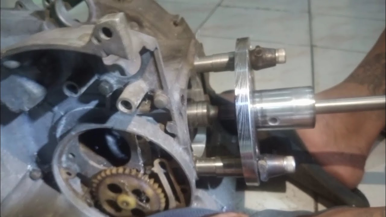 CARA BIKIN ALAT BUBUT RENKAS/CRANKCASE MOTOR