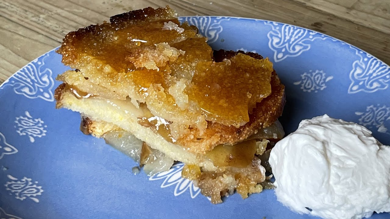Una torta povera e squisita con la ricetta della mia bisnonna: La torta di pere e pane