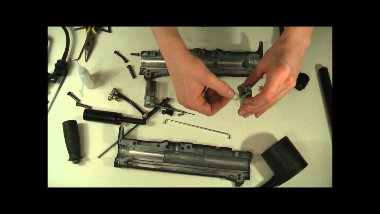 Tippmann a5 - Strip Down, Oil Vital Parts And Reassemble