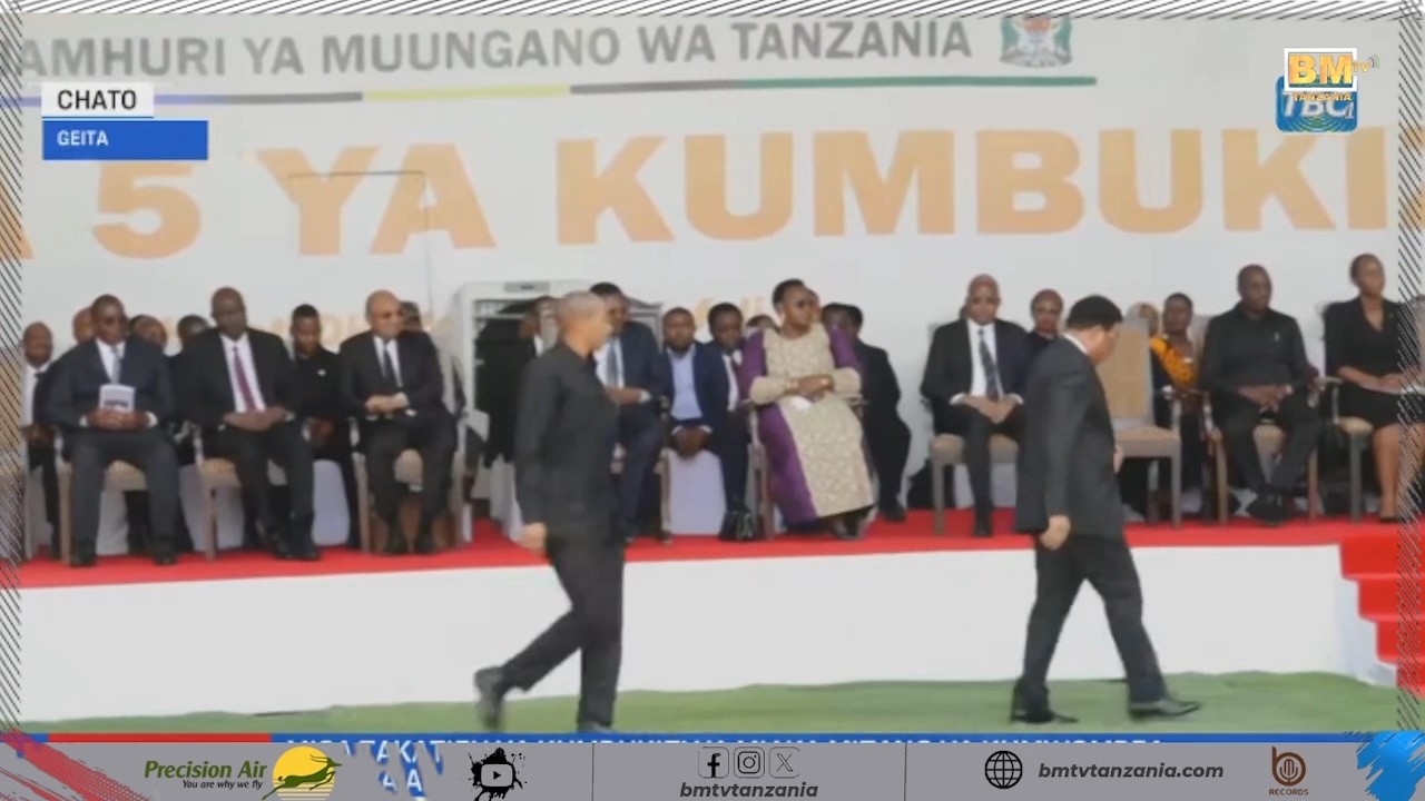 SHANGWE NA VIGEREGERE VYATAWALA KASSIM MAJALIWA Akisimama Kumbukizi ya Kifo cha Hayati Magufuli