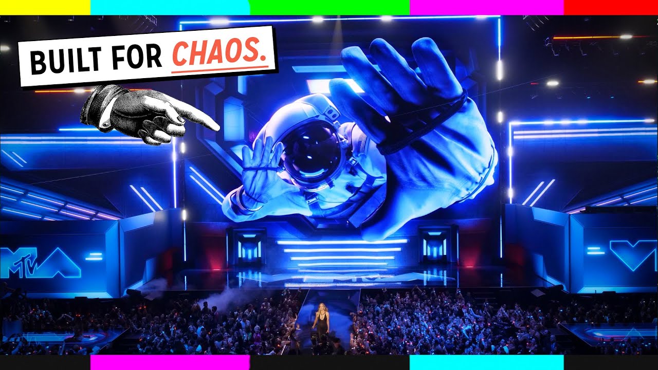Церемония вручения наград MTV VMAs проходит в условиях контролируемого хаоса... по замыслу.