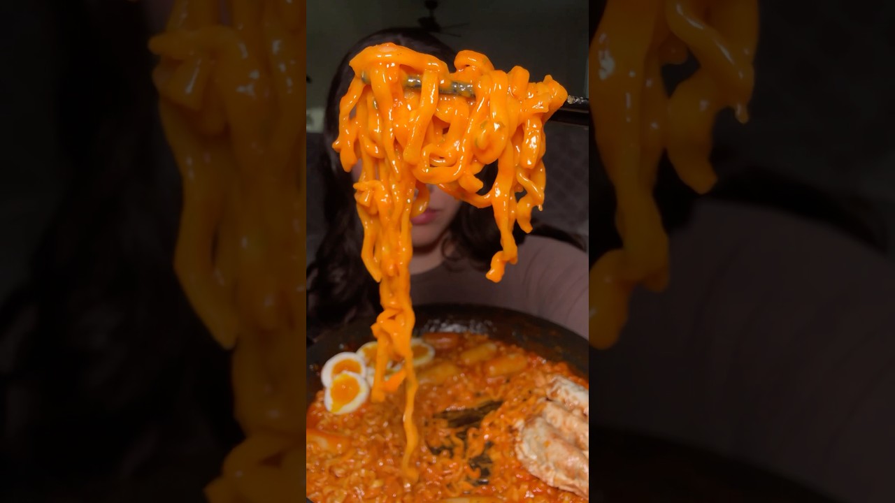 CHEESY CARBONARA BULDAK RAMEN MUKBANG #mukbang #buldak #ramen #eating #eatingshow #eatingsounds