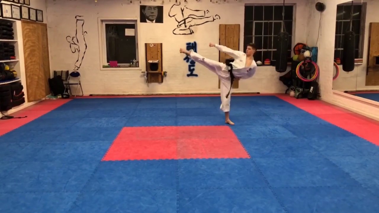 Choong Moo Tul and basic movements for pattern.